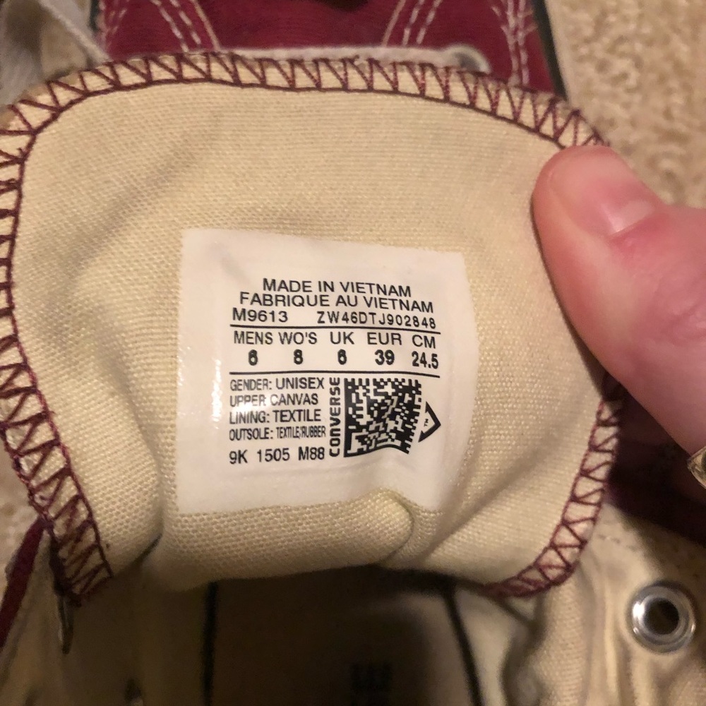 Converse - Picture 3 of 3